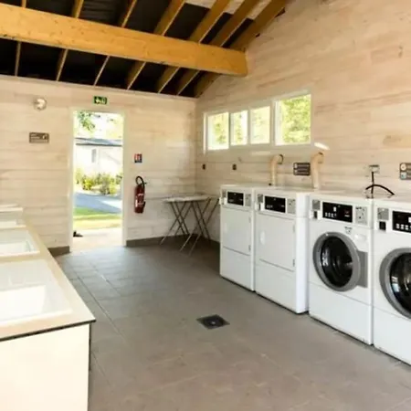 Kemp Mobil Prestige Avec Terrasse A - Api-1-52-159 *