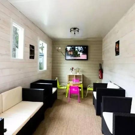 Mobil Prestige Avec Terrasse A - Api-1-52-159 * Royan