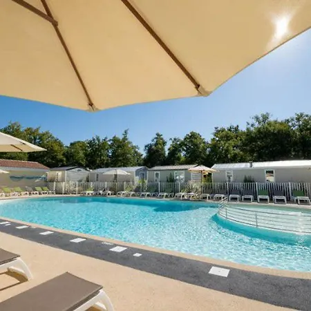 Mobil Prestige Avec Terrasse A - Api-1-52-159 Royan