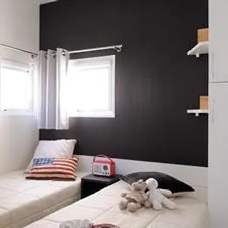 Mobil Prestige Avec Terrasse A - Api-1-52-159 Campingplads